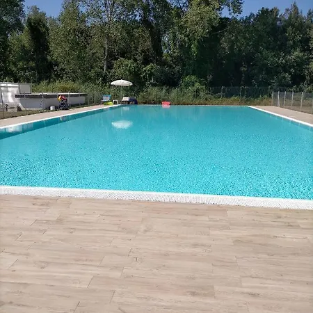 Seaside Flat With Swimming Pool And Private Parking *