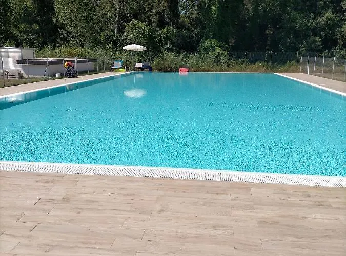 Seaside Flat With Swimming Pool And Private Parking *